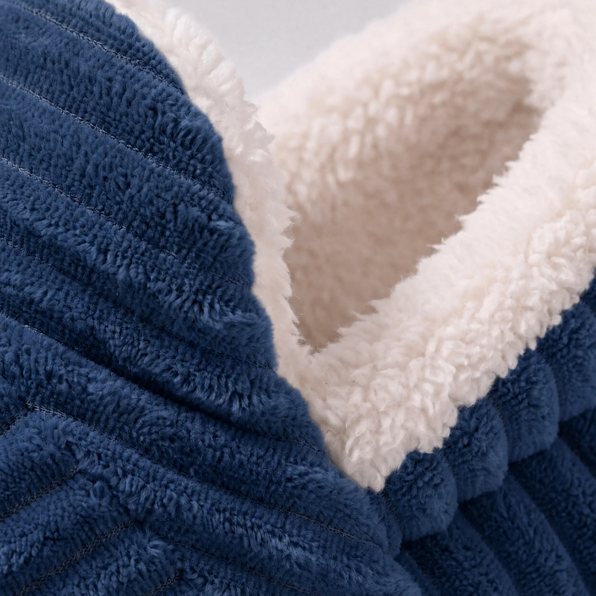 PLUFEET SLIPPERS BLUE